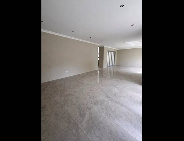 5 BEDROOM PROPERTY TO RENT IN HYDE PARK